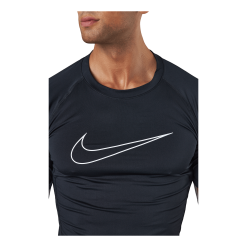 Nike Pro Dri-FIT Men's Tight Fit Short-Sleeve Top BLACK/WHITE 11 Nike Pro Dri-FIT Men's Tight Fit Short-Sleeve Top BLACK/WHITE -Takit Myyntikauppa 60669 34 004