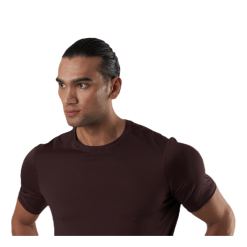 Craft ADV Essence SS Tee Red 6 Craft ADV Essence SS Tee Red -Takit Myyntikauppa 7318573352314 004 3d9d52e766c243bb9594dd4240abb1e6